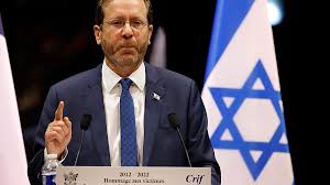 وسط ضغوط متزايدة.. هرتسوغ يرفض البت في عفو نتنياهو ويدفع نحو تسوية قضائية