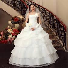Hasil gambar untuk gaun pengantin