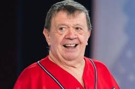 Bioserie de Chabelo revela nuevos detalles de su vida y trayectoria