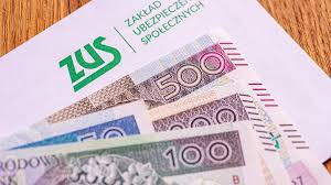 ZUS wypłaci więcej seniorom. 14. emerytura 2026 z ważną zmianą