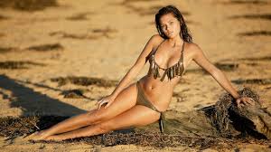 Resultado de imagem para hottest surfer