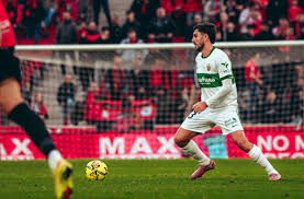 Elche x Sevilla: onde assistir ao vivo e as escalações do jogo de hoje (19/01) por La Liga | Futebol | O Liberal