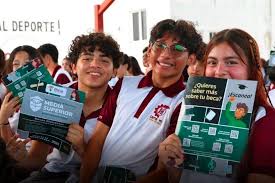 Destaca CSP cobertura total de becas; apoyarán más primaria