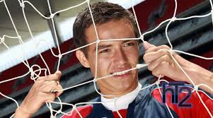 Young talents in Football, Erick Torres Padilla. Young talents in Football, Erick Torres Padilla, born January 19, 1993, first or paternal family name is ... - erick-torres-chivas-hT2