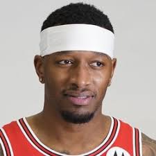 Torrey Craig Steps Into Bulls Starting Lineup Amidst Injuries