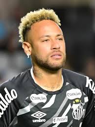 Restam três: Neymar 'se despede' da Vila antes da convocação de Ancelotti