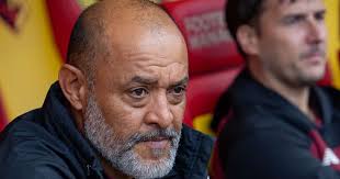 Nuno admite pressão constante no West Ham antes do grande jogo com o Wolves