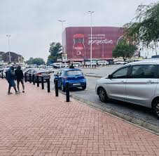 What safety risks is Bolt warning about in Randburg's off-app trips?