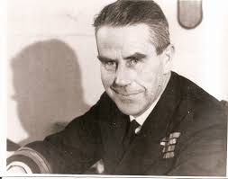 Captain Anthony Morse DSO (Neptune 1937-40) - morse-anthony-captain-red