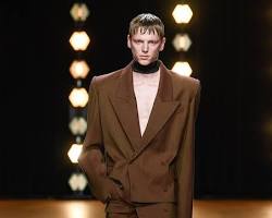 Image of Bold Shoulders fashion trend 2024