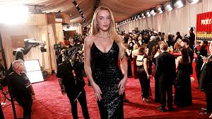 Alex Cooper pushes back on TikTok dating rules with graphic first-date advice on 'Call Her Daddy'