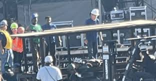 Trabalhador morre esmagado em montagem de show da Shakira em Copacabana