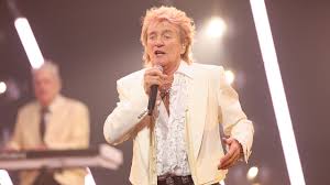 Rod Stewart announces farewell tour after heart procedure: 'I'm not retiring' - fox40.com