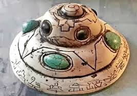 NEW PH๏τOS: A collection of recently discovered Mayan artifacts, clay and stone disc UFOs. – Daily Mysteries