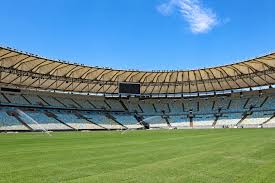 Fluminense testa novo gramado do Maracanã após críticas e polêmicas com o Vasco; veja imagens