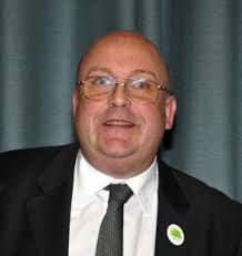 Basingstoke Gazette: Tadley borough councillor Stephen West defects to UKIP Tadley borough councillor Stephen West defects to UKIP - 2164286