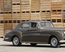 Image of RollsRoyce Silver Cloud