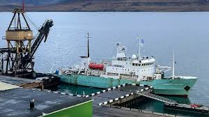 Entschädigung für die Ukraine: Norwegen beschlagnahmt russisches Schiff — n-tv.de