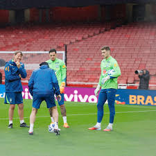 Lesões e ‘frangos’: Goleiros da seleção vivem momento ruim às vésperas da Copa