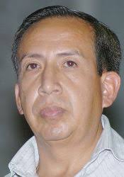 Jorge Pinos Orellana, quien el sábado pasado fue nombrado ministro de Obras Públicas, ha acompañado activamente al presidente Lucio Gutiérrez, incluso desde ... - 76309-2172-f0250