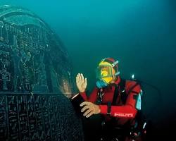 صورة Underwater exploration in Heracleion