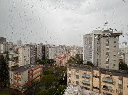 Minas e BH têm alerta para chuva, raios e ventos nesta terça-feira (8/9)