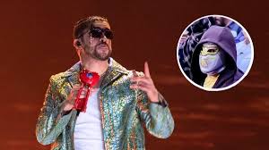 Bad Bunny sorprende al asistir a las luchas en CDMX antes de sus conciertos en el Estadio GNP