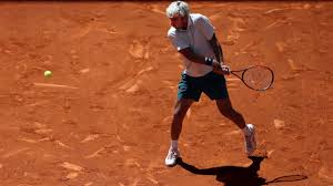 Mérida cae contra Tsitsipas y Jódar se queda solo ante el peligro en Madrid