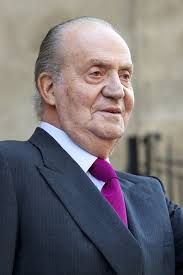 King Juan Carlos of Spain attends Easter Mass at the Cathedral of Palma de Mallorca on April 8, ... - King%2BJuan%2BCarlos%2BSpanish%2BRoyals%2BAttend%2BEaster%2BW332IXzO6z3l