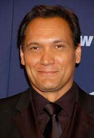 Jimmy Smits is an American actor, who plays Miguel Prado in Season 3 of DEXTER. - Jimmy_smits_nc(1)