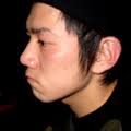 寺本景介 （Keisuke Teramoto a.k.a. chira） INAGEに彗星のごとく現れた新人DJ。都内在住の現在22歳。 Deep Houseをメインとした、リアルダンスミュージック（自称。 - chira