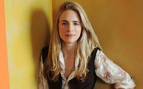 Amazing 5 fashionable quotes by brit marling pic French via Relatably.com