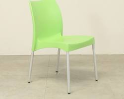 Vita chair in green