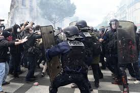 Résultat de recherche d'images pour "violences policieres manif 14 juin"