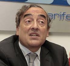 Juan Rosell, presidente de la CEOE (Confederación Española de Organizaciones Empresariales), ha manifestado su apoyo al “100%” a las reivindicaciones de las ... - juan-rosell-ceoe-tenerife