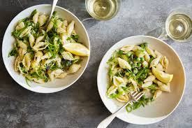 Crème Fraîche Pasta With Peas and Scallions Recipe - NYT Cooking