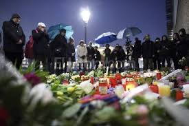 Resultado de imagen para El mundo rinde homenaje a las víctimas del terrorismo en París
