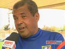 Luis Pereira concedeu entrevista aos canais ESPN em Madri e disse não ter mágoa do Palmeiras. Ídolo do clube na década de 80, o ex-jogador agradeceu o ... - 0_719bdb60-1efc-3d0c-9331-a8ea2f3e4d37