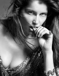 Mark Jacobs. Is this Laetitia Casta the Model? Share your thoughts on this image? - mark-jacobs-1099650931