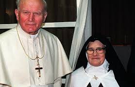 ISIS Prepares To Fulfill Fatima Prophecy—Will Pope Francis Become The Bishop In White? Images?q=tbn:ANd9GcQP0QPiDhvPyR_uQ-wedWRSavoFrDnbWiIMBChoqO9Ys4aCKbHndg