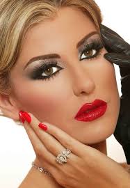   2013 Latest makeup images?q=tbn:ANd9GcQ