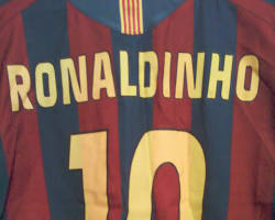 Image of Ronaldinho Barcelona 200506 home jersey