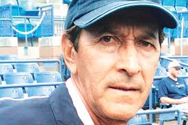 Iván Molina es el mejor jugador de tenis que ha tenido el país; figura en los años 70 y 80, hoy en día se encuentra retirado, pero sin alejarse ... - 650bd156a27a75dcdccda6592e160408