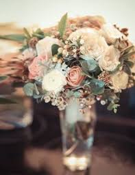 June Wedding Flowers on Pinterest | March Wedding Flowers, August ... via Relatably.com