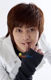 Name : Kim Hyung Joon / Kim Joon Profession : Actor and Singer (T-Max) Birth Date : 1984 February 3rd - kimjoon-090211
