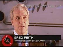 Museli opravdu vážně porušit bezpečnostní předpisy,&quot; potvrzuje Greg Feith, odborník na leteckou bezpečnost. - PKA332aa3_feith_vysetrovatel