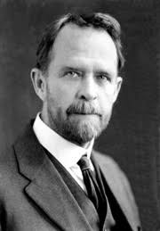 Thomas Hunt Morgan (1866-1945) is a truly legendary figure in biology. He was an internationally respected developmental biologist before his famous role in ... - thm
