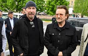U2's Bono and The Edge Indulge in a Secret London Wetherspoon's Curry - 1