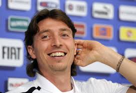 Riccardo Montolivo attends a press conference at an Italy training session at Coverciano on June 05, 2013 in Florence, Italy. - Riccardo%2BMontolivo%2BItaly%2BTraining%2BSession%2B3e7dNJ-ca6Dl