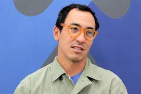 Renowned Canadian-born, Los Angeles-based multidisciplinary artist Geoff McFetridge recently unveiled his latest solo exhibition with the opening of “Around ... - geoff-mcfetridge-around-us-between-us-exhibition-0